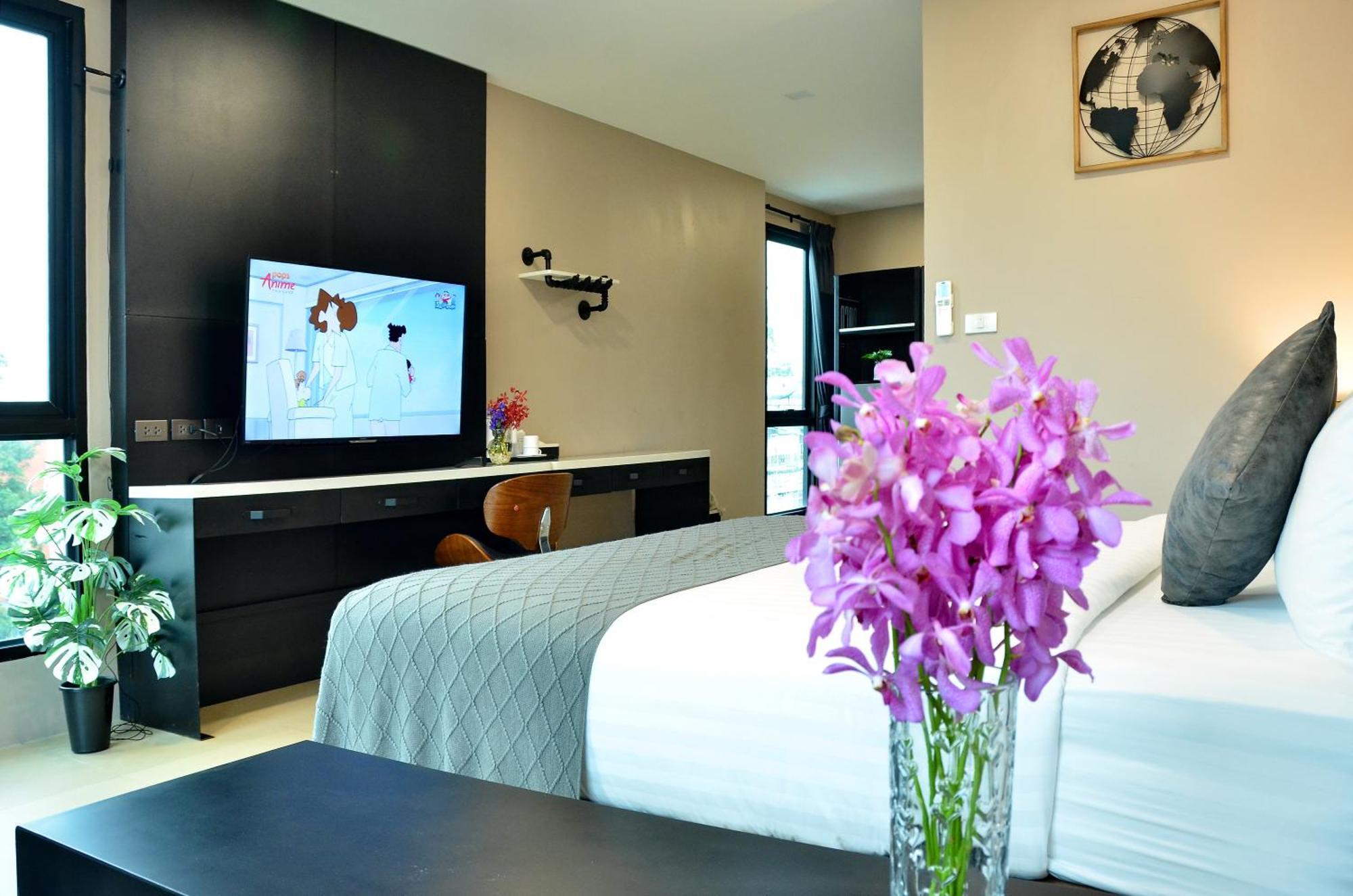 Norn Rimklong Bangkok Hotel Екстер'єр фото