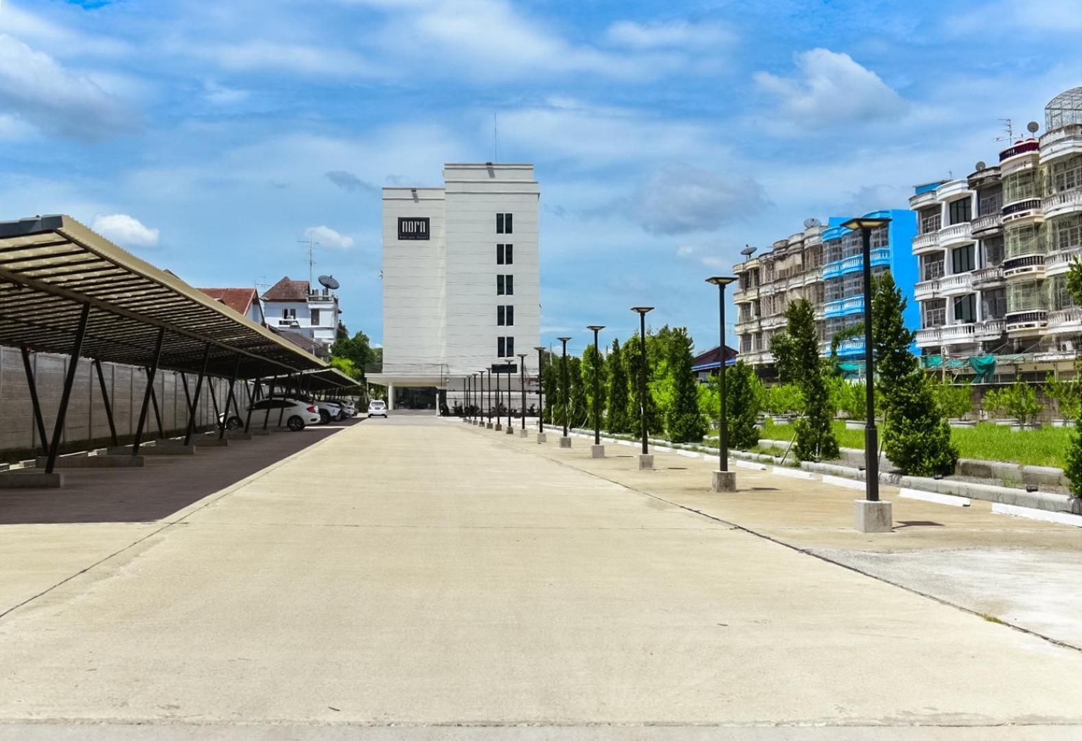 Norn Rimklong Bangkok Hotel Екстер'єр фото