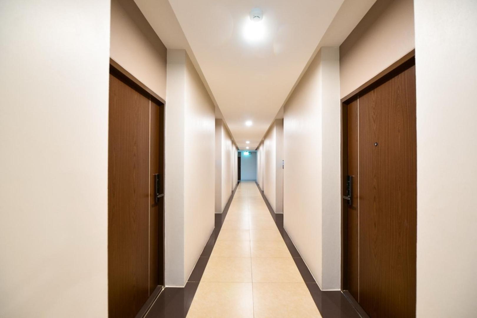 Norn Rimklong Bangkok Hotel Екстер'єр фото